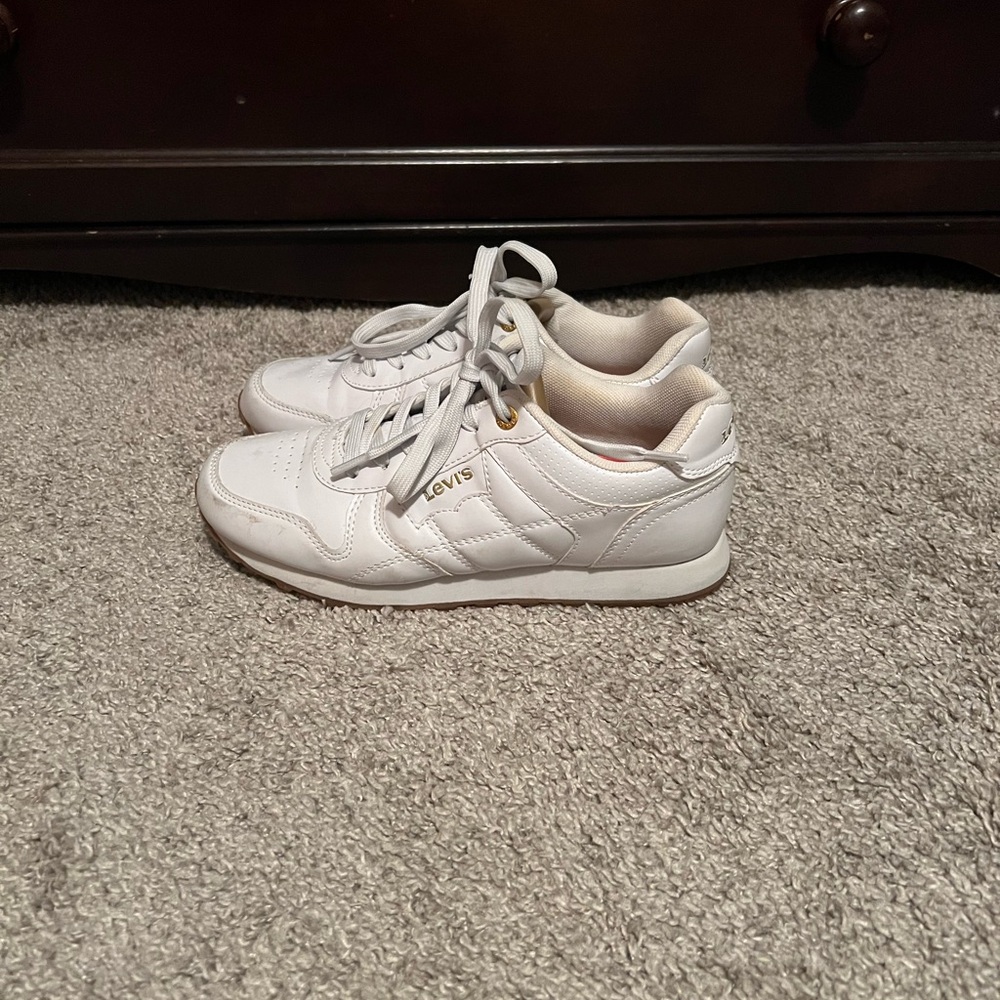 Levi sneakers